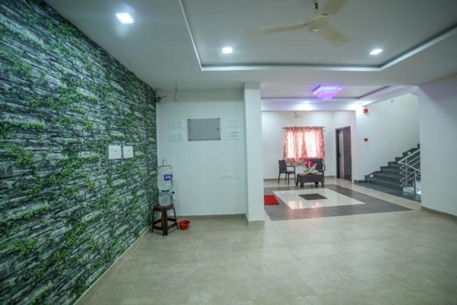 Mandara Residency Hotel Kaup Exterior photo